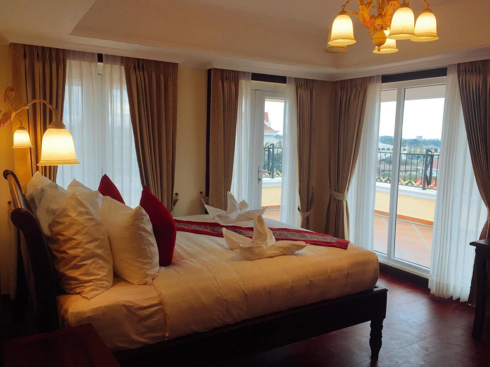 Phasouk Vien Chantra Hotel Vientiane Extérieur photo