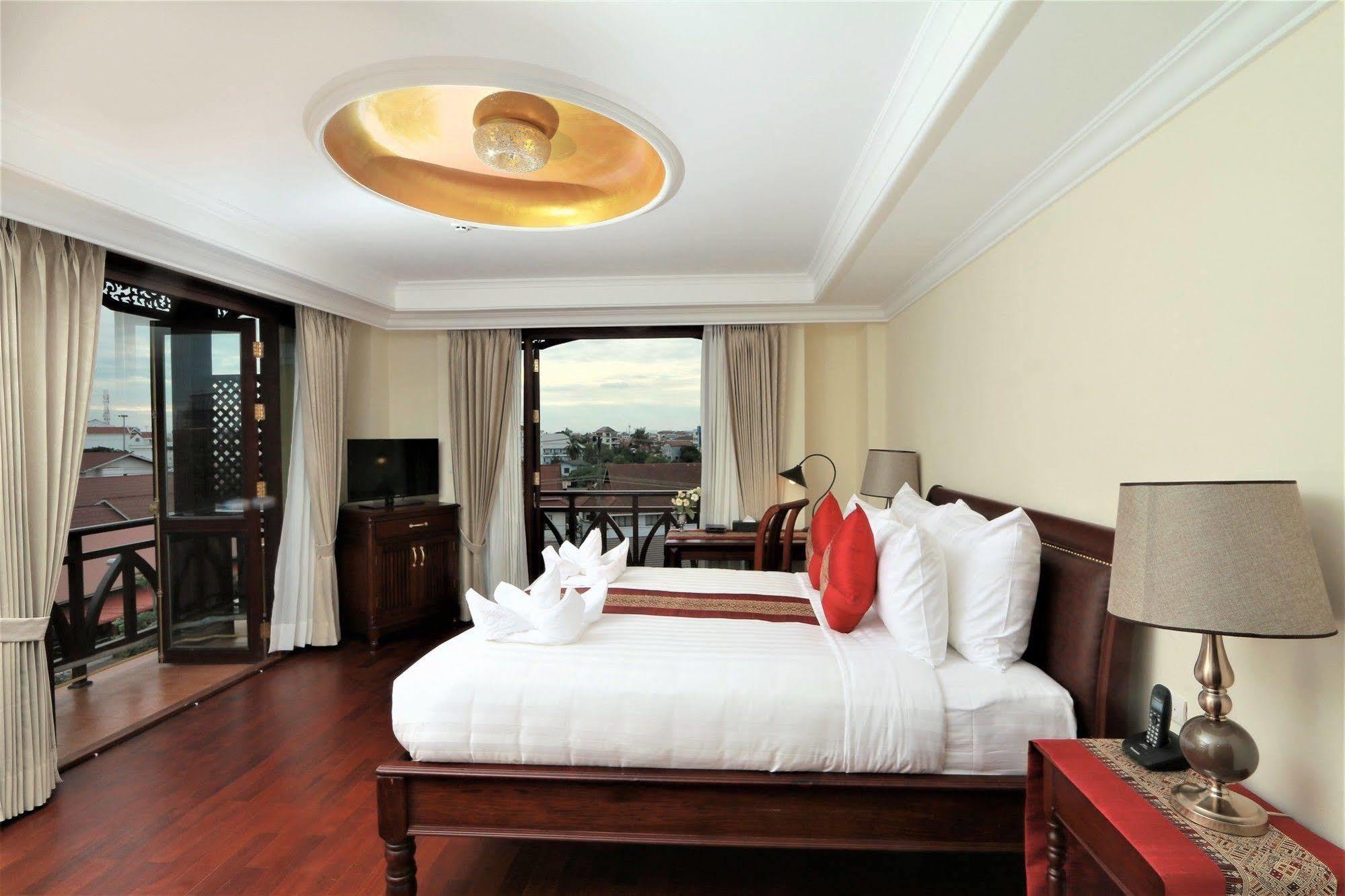Phasouk Vien Chantra Hotel Vientiane Extérieur photo